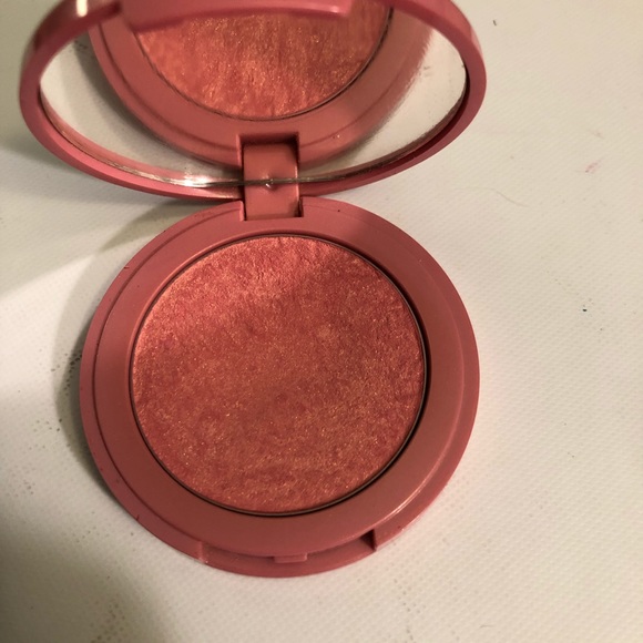 Tarte Blush color Glisten - Picture 3 of 3